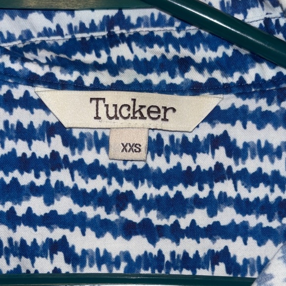 Tucker Navy and White Patterned Dress - Picture 4 of 9